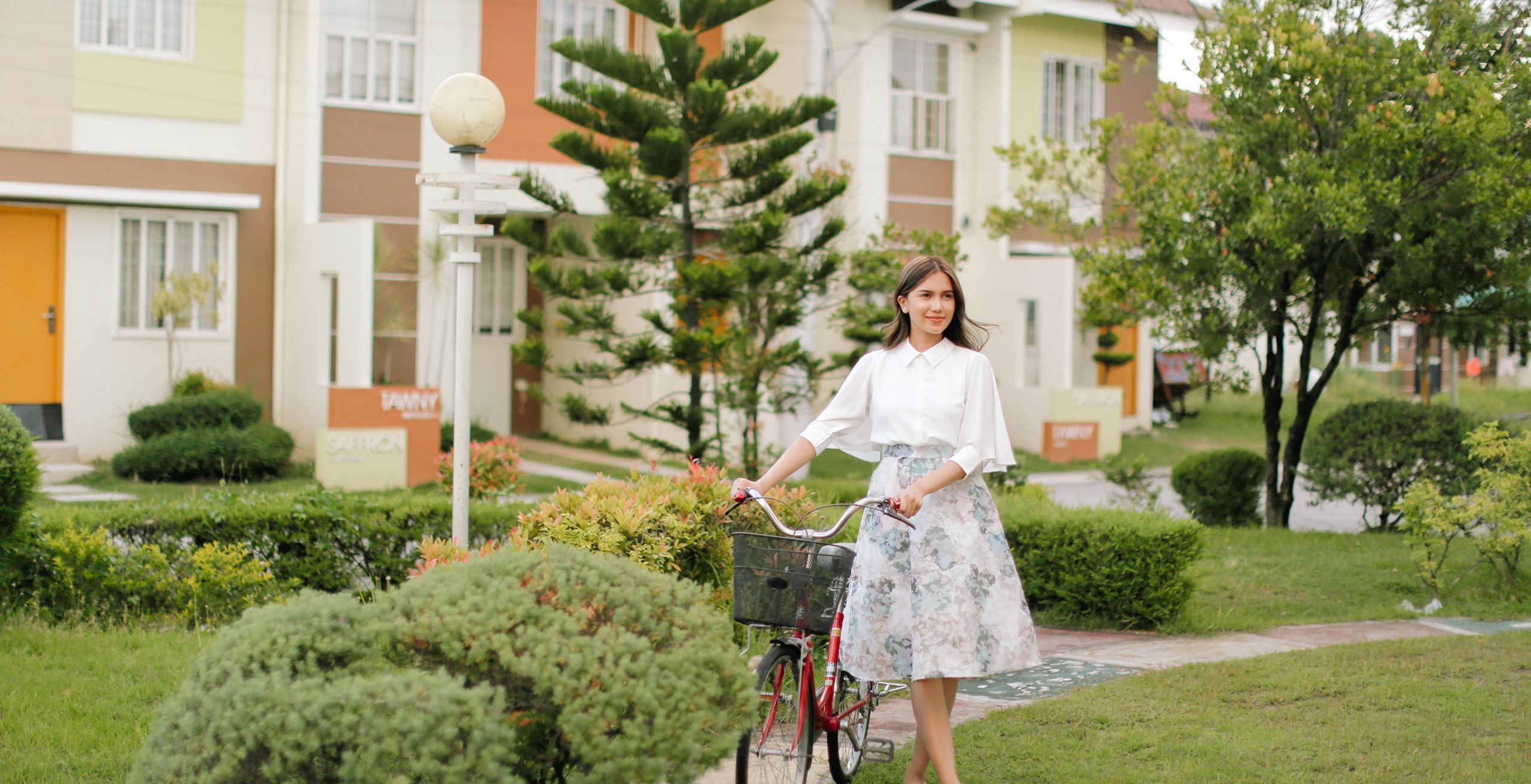 the hauslands background